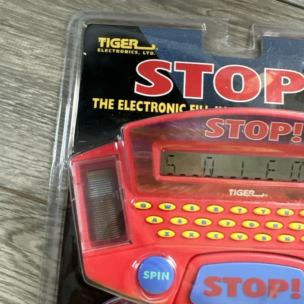 Tiger Electronics STOP! Word Game Unisex OS Red NEW Vintage 1998 Handheld 07-017